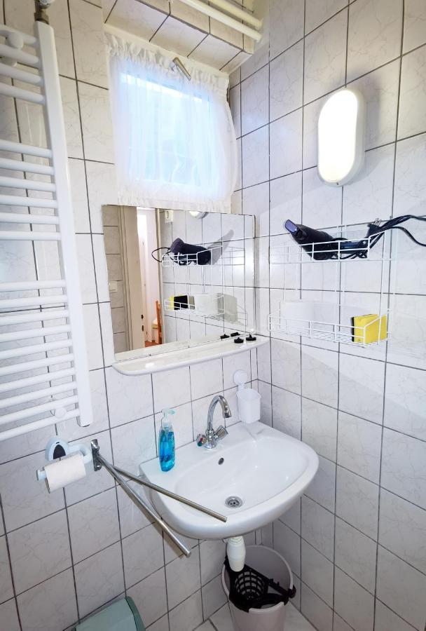 Family Vendeghaz Hotel Hajduszoboszlo Ngoại thất bức ảnh
