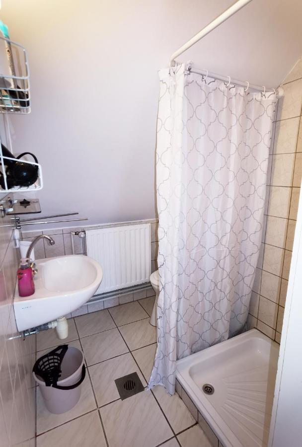 Family Vendeghaz Hotel Hajduszoboszlo Ngoại thất bức ảnh