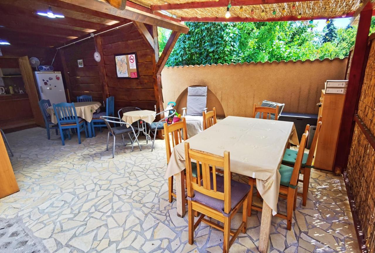 Family Vendeghaz Hotel Hajduszoboszlo Ngoại thất bức ảnh